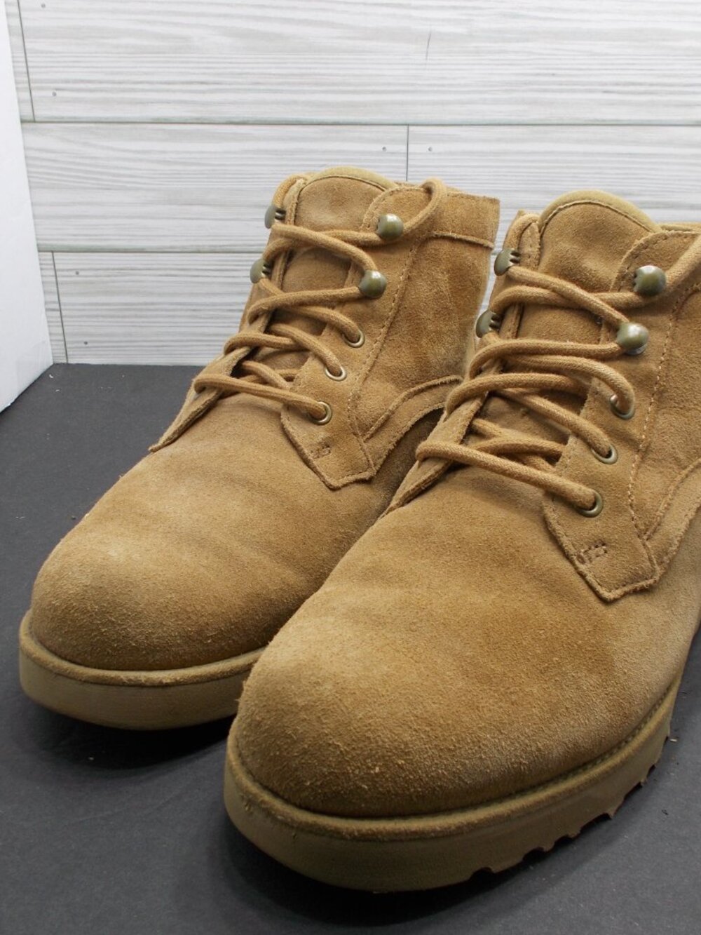 UGG Bethany Classic Ankle Boots 1012532 Fleece Lined Women's 9 US - Picture 2 of 5